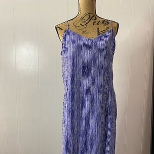 Old Navy blue and white dress